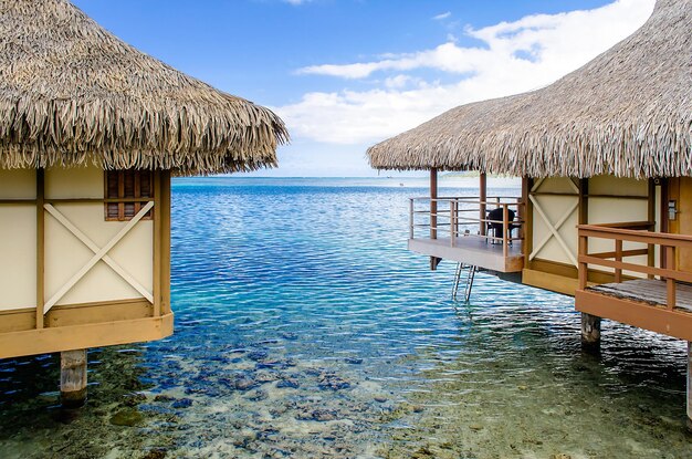 Überwasser-Bungalows in Französisch-Polynesien