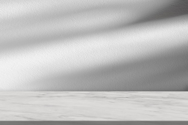 Betonwandstruktur mit Blätterschatten auf Marmorboden-Hintergrund, leerer, weiß-grauer Zement-Studioraum mit Marmorplatte, Hintergrund, Frühling und Sommer, Präsentation kosmetischer Produkte, Mock-up-Präsentation