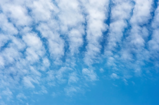 Foto bewölkt himmelblau mit cirrocumulus