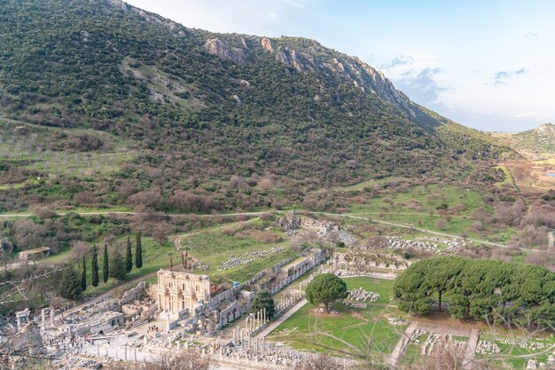 Biblioteca de Celso en la antigua ciudad de Éfeso, Turquía Éfeso es un sitio del Patrimonio Mundial de la UNESCO