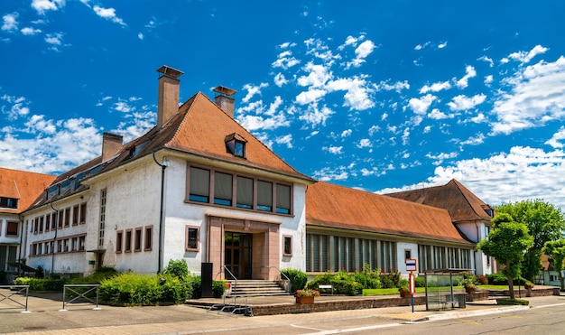 Biblioteca e prédio escolar em rhinau basrhin france