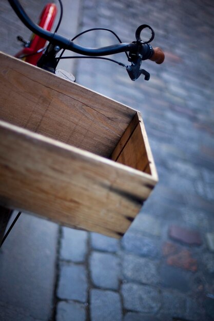 bicicleta y caja