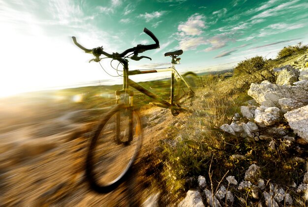 Foto bicicleta de montaña y deporte