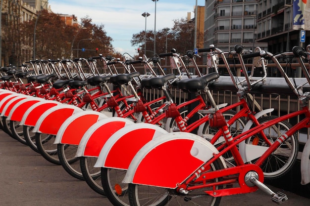 Bicicletas vermelhas para alugar