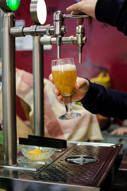 Bierhahn aus der Bierbar.