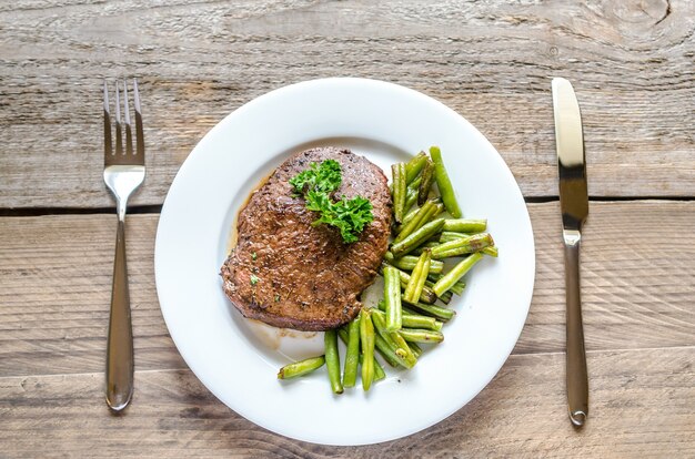 Bife com Feijão Verde