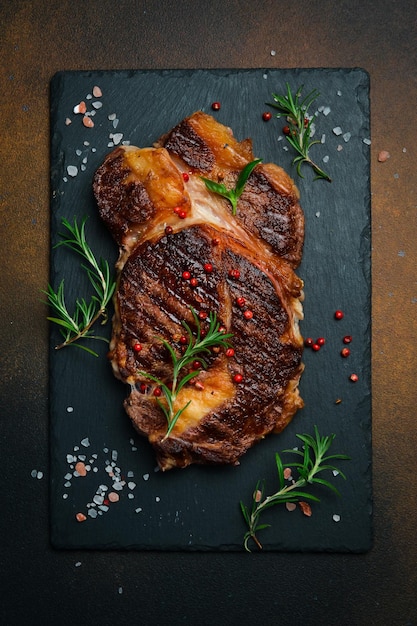 Bife de lombo Black Angus grelhado Especiarias e ervas para carne