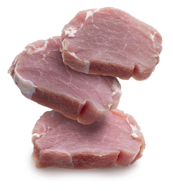 Foto bifes de lombo de porco cru (lombo) (pedaços), suculentos e frescos