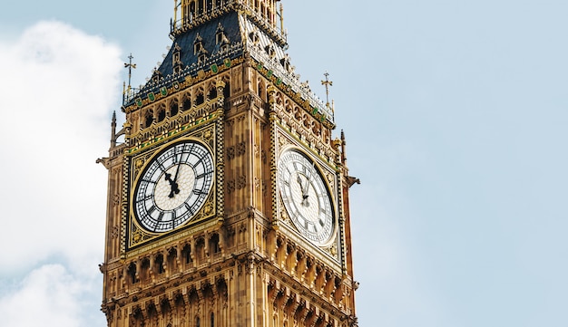 Big ben (elizabeth tower) em londres