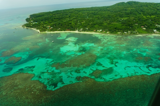 Foto big corn island, nicaragua. luftaufnahme