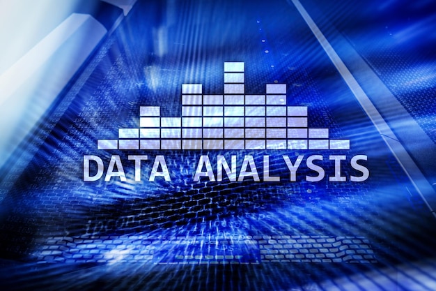 Big Data-Analysetext auf dem Hintergrund des Serverraums Internet und modernes Technologiekonzept