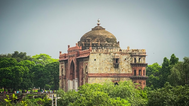 Bild des berühmten Lodhi-Gartens von Delhi