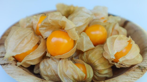 Bio-Cape-Grisbeere in Betelpalmplatte gesunde Frucht