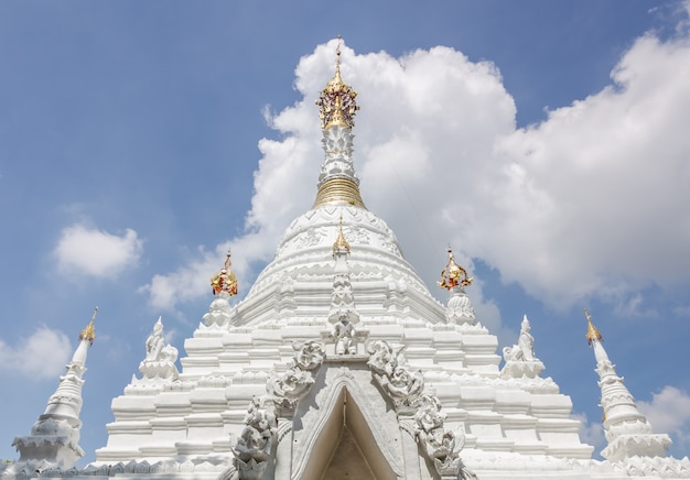 Birmanisch-Ähnliches chedi des Mahawan Tempels in Chiang Mai, Thailand