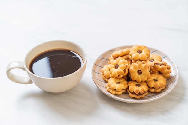 biscoito com geléia de abacaxi