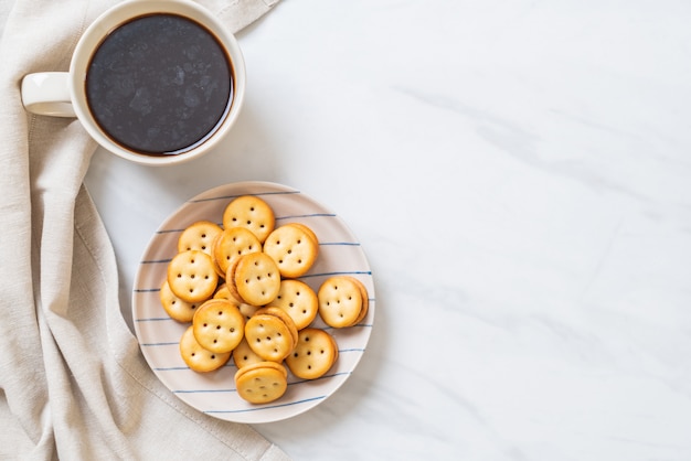 biscoito com geléia de abacaxi