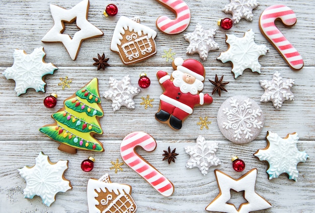 Biscoitos caseiros de gengibre de natal