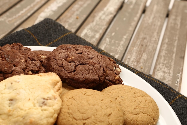 biscoitos com chocolate escuro