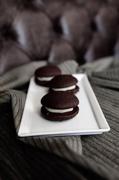 biscoitos com chocolate escuro