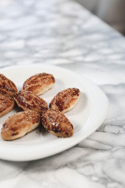 biscoitos com chocolate escuro