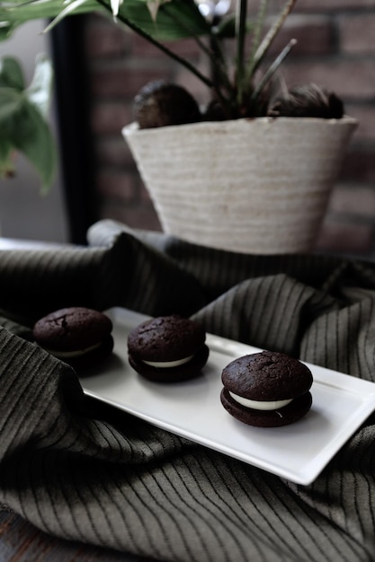 biscoitos com chocolate escuro