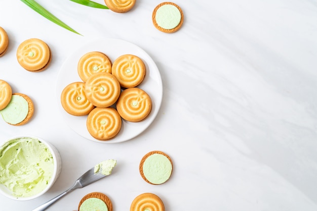 Biscoitos com creme pandan