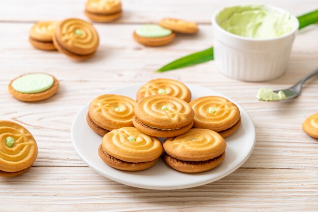 Biscoitos com creme pandan