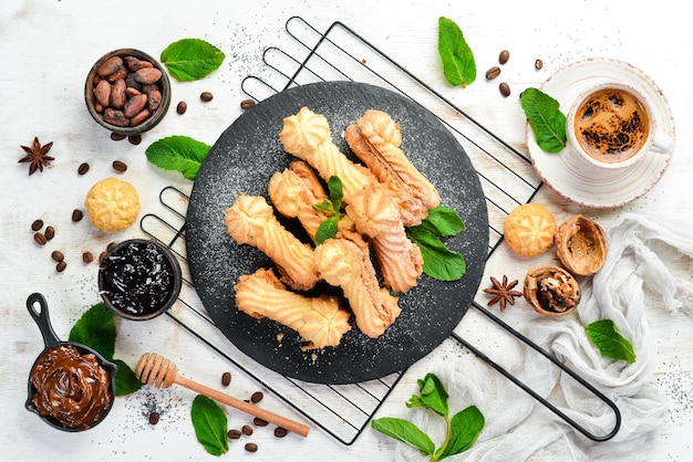 Biscoitos com leite condensado Doces Vista superior com espaço livre para cópia