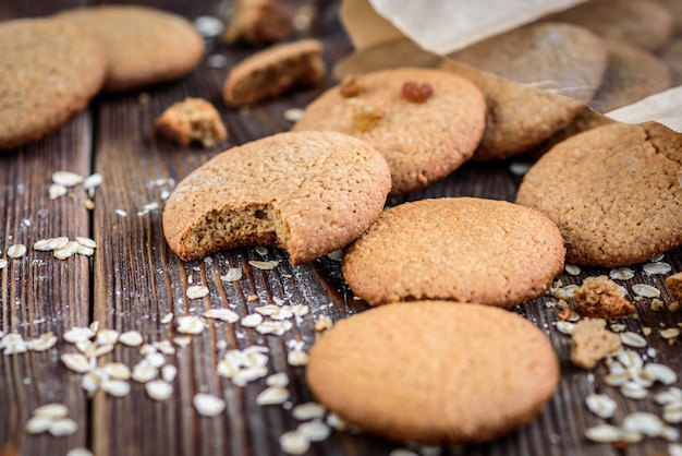 Biscoitos de aveia caseiros com passas