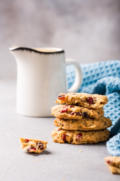 Biscoitos de aveia com passas