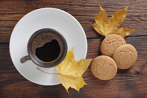 Biscoitos de aveia e café