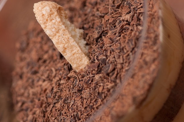 Biscoitos de chocolate em um close de vidro