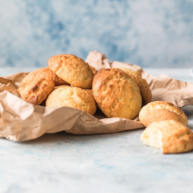 Foto biscoitos de cream cheese crocantes caseiros recém-assados.