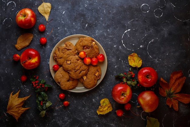 Biscoitos de maçã com canela