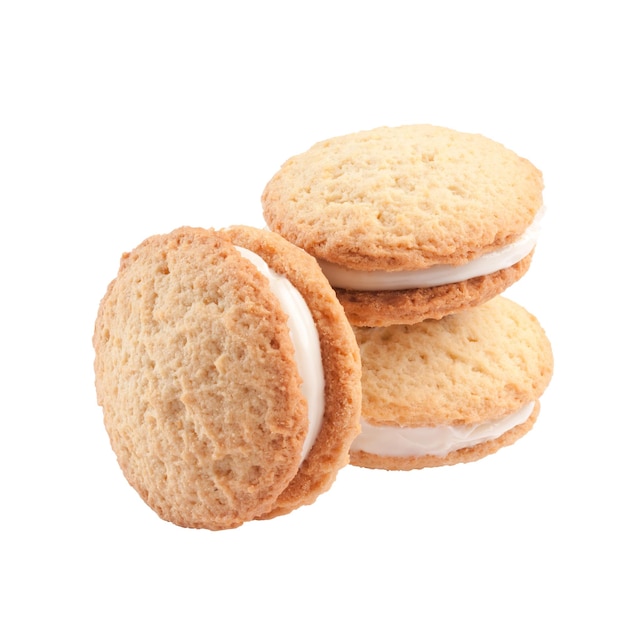 Biscoitos de manteiga amanteigados com recheio de creme de mascarpone em fundo branco