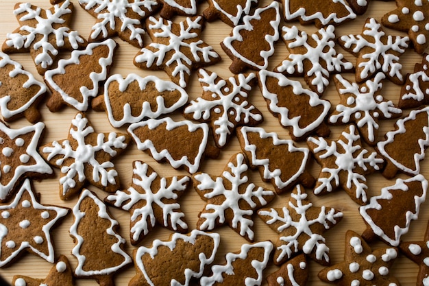 Biscoitos de Natal com glacê