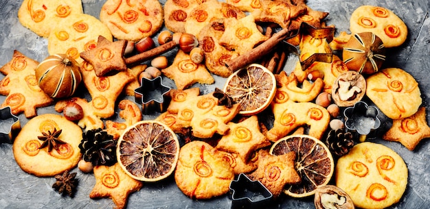 Biscoitos de Natal na mesa retrô