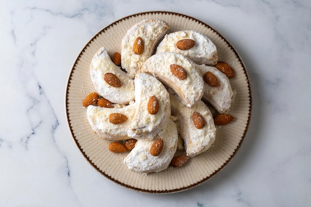 Biscoitos Kavala tradicionais com amêndoa