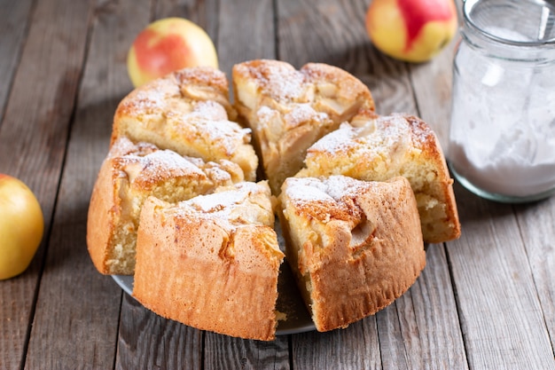 Biskuit oder Chiffon-Kuchen lecker mit Zutaten