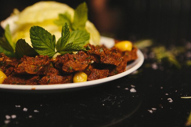 Bistec cigkofte de comida turca a la turca o chee kofta