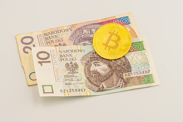 Bitcoin Criptomoeda dinheiro virtual e Polônia Zloty Moeda Criptomoedas Moedas Bitcoin em dinheiro Zloty polonês PLN Bitcoin Zloty Dinheiro Criptomoedo Blockchain BTC Mieszko I Príncipe