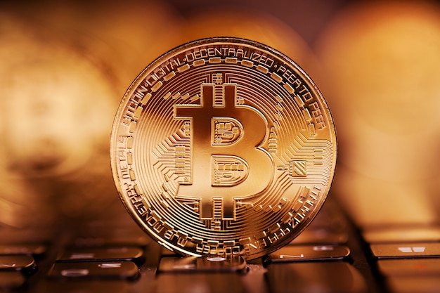 Bitcoin se destaca maravillosamente en las teclas