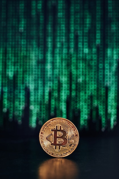 Bitcoin mit Code auf der Oberfläche