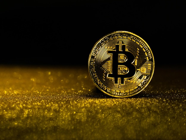 Bitcoin. Moneda criptográfica Gold Bitcoin, BTC. Toma macro de monedas Bitcoin. Tecnología Blockchain, concepto de minería bitcoin.