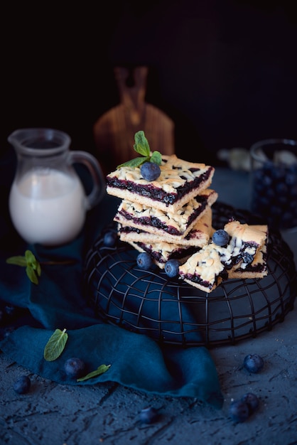 Bizcocho casero con mermelada, galletas tradicionales austriacas