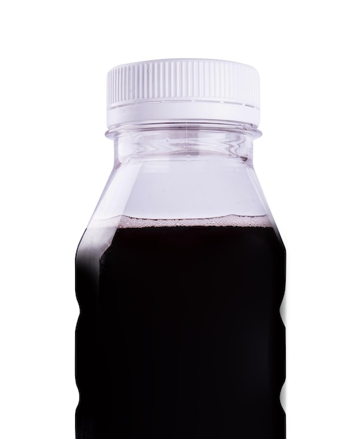 Blackberry- und Blaubeer-Detox-Saft in einer Plastikflasche