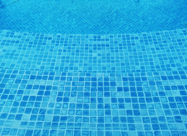 Blaue Fliese des Swimmingpoolhintergrundes