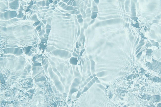 Blaue Wasseroberfläche Hintergrund Wasser Textur mit Spritzern und Blasen Sommer Natur Hintergrund