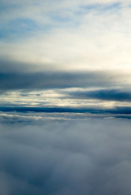 Blaue Wolken und Himmel Natürlicher cloudscape Hintergrund