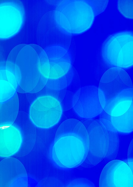 Blauer Bokeh-Hintergrund für feierliche Feiertage und alle Designarbeiten